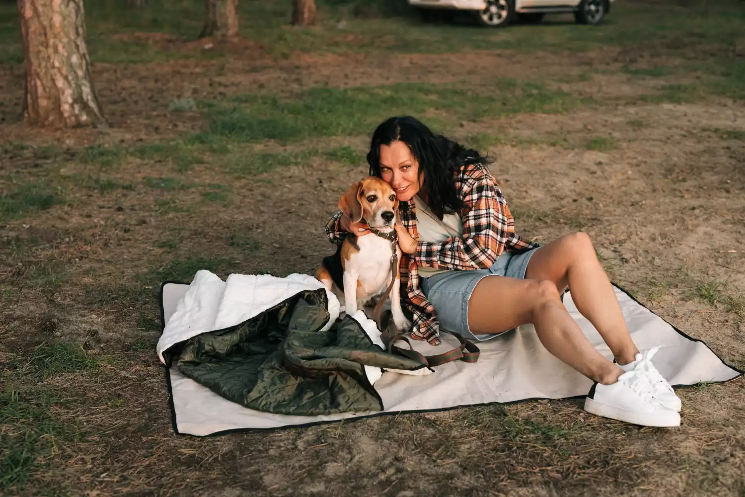 white picnic blanket