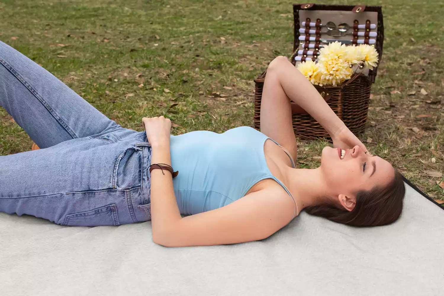 blanket for beach picnic