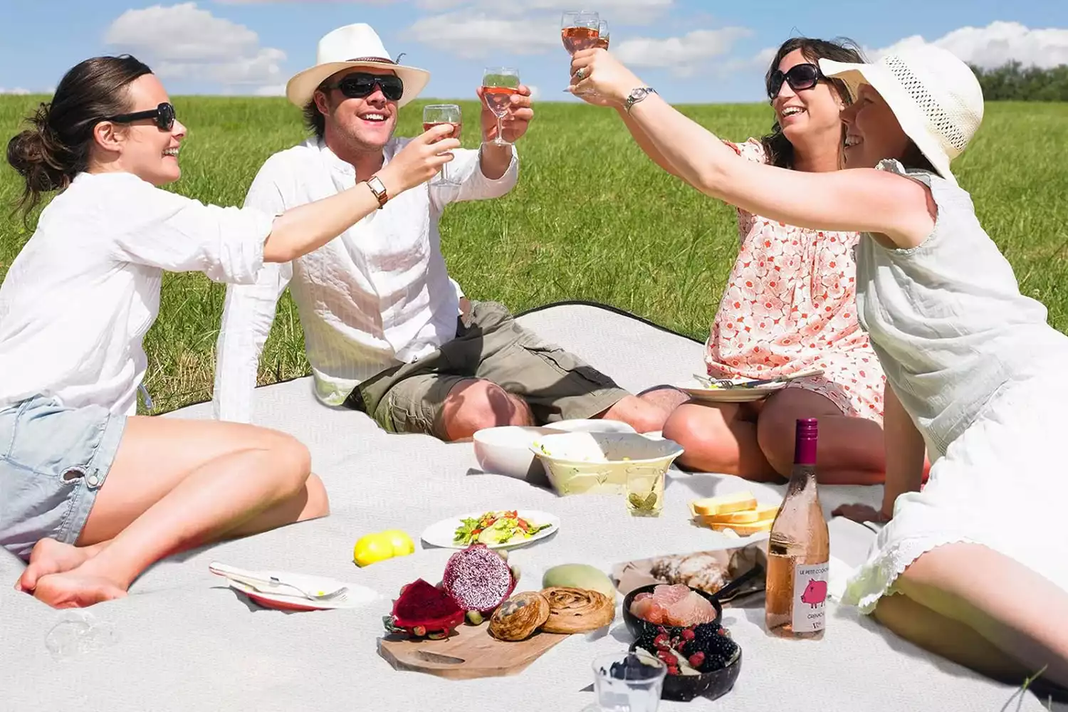 blanket for beach picnic