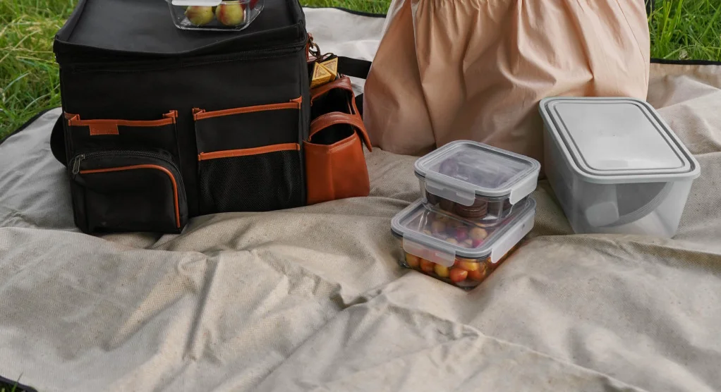 compact picnic blanket